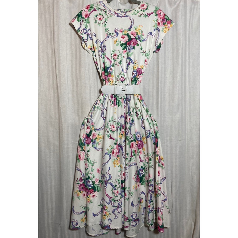 Vintage Cottagecore Floral Ribbon Print Midi Dress with Belt Pockets Cream S M